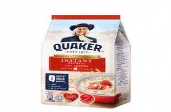 Quaker Instant Oatmeal .