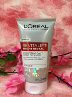 Loreal Revitalift Bright Reveal 150ml