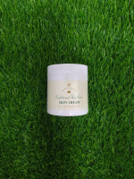 Traditional Skin Care Moisturising Cream: Nourish and Protect your Skin with Boots