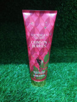 Introducing the Irresistible Holiday Fragrance: Victoria's Secret Scents of Crimson Berries