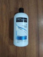 Tresemme Luxurious Moisture Conditioner - Hydrate and Nourish Your Hair