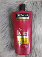 Tresemme Keratin Smooth Shampoo 700ml