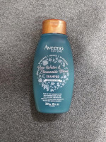 Avenno Rose Water & Chamomile Blend Shampoo: Gently Cleanses and Nourishes Hair