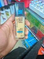Maybelline Fit Me Matte + Poreless Foundation- Natural Beige 220 30ml