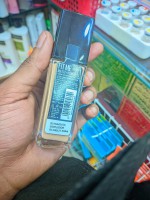 Maybelline Fit Me Matte + Poreless Foundation- Natural Beige 220 30ml